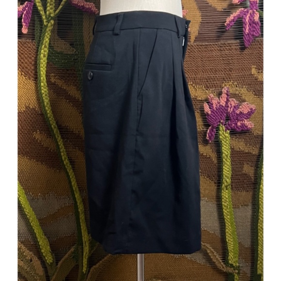 Anthropologie Avery Pleated Short Trousers 6 - Picture 5 of 14